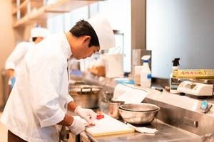 見晴らしの良い景色を見ながら働ける♪
調理経験がある方大歓迎★
スキルアップにつながります！