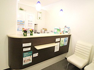 ＼未経験・ブランク歓迎／
お願いするのはサポート！
直接診療をすることはありません◎