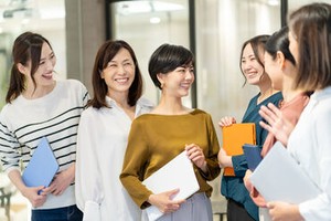 20～30代の若手世代活躍中！
事務未経験から入社したスタッフがほとんどなので、
"初めてで不安"な気持ちへの理解十分★