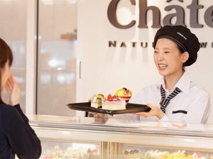 9割が未経験！
風通しよく優しいスタッフばかりで
居心地いい社風が人気のヒミツです♪