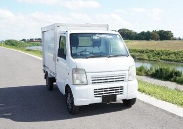 車両の貸与があるため、
すぐに業務がスタートできます♪
もちろん、ガソリン代は会社負担だから、
金銭的な負担も少ないです◎