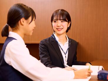 一度に教える生徒は最大2人まで。未経験でも始めやすい個別指導です♪大学生～主婦層まで幅広く活躍中です！