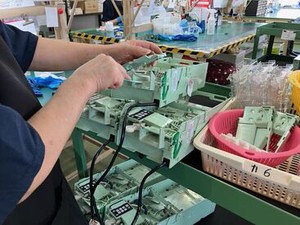【未経験者歓迎★】
嬉しい土日休み！
工具の使い方からレクチャー♪
機械いじりが好きな方にオススメ★