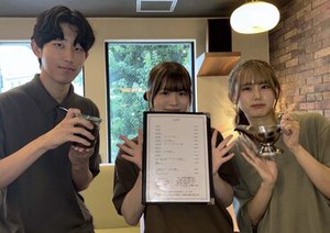 神保町駅からすぐの好立地！
店内はクラシカルな趣で、落ち着いた雰囲気のお店です♪
交通費も全額支給だから出費もなくて安心！
