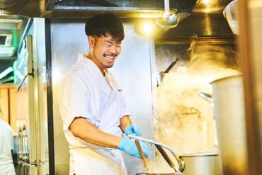 絶品まかない有り！
仕事終わりにはラーメン・つけ麺など
あなたの好きなものを食べられる！