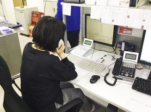 服装や髪型・ネイルは自由☆
質問しやすいアットホームな環境です！
新しい仲間、大募集＼(^o^)／