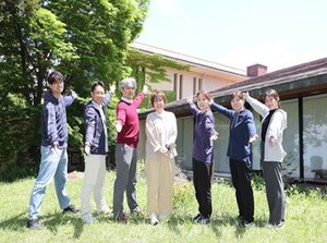 チームワークと仲の良さが自慢のスタッフ★
「笑いと笑顔がたえないおうち作り」をモットーに一緒に働いています◎