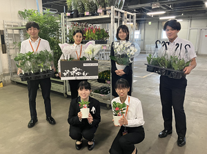 ◤全国の花がそろう「大田市場」◢
大規模な職場で誇れる仕事をしませんか？