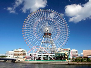 子どもから大人まで楽しめる都市型遊園地★
アトラクション以外にもイベント満載！
毎日新しいワクワク×ドキドキに出会えます♪