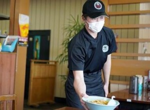 飲食未経験さんWelcome♪
最初はテーブルの片付けや洗い物のお手伝いなど、接客以外の簡単なことから徐々にお任せします♪