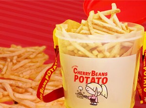 静岡⇒東京へ初進出☆
下北沢にチェリービーンズポテトがNew Open
大量募集の今が応募のチャンス♪
高校生さんの初バイトにも◎
