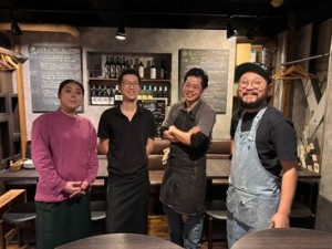 スタッフみんな楽しくにぎやかに働いています！
20～30代中心で馴染みやすさ◎