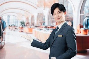 ▼明治神宮前駅から徒歩5分
人気駅での勤務になるので、
仕事終わりに買い物なども楽しめます♪