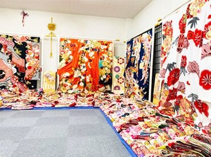 店長はとっても穏やかな方で安心感たっぷり◎
困ったことがあっても相談しやすい♪
“ここで働けてよかった”と思える職場です！