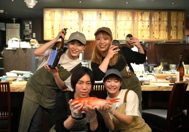 面接時の履歴書は不要！友達同士での応募もOK！
まずはお気軽にご応募くださいね♪