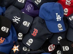 大人気キャップブランドのオープニングスタッフとして働きませんか？
服装、髪色、ネイル等オシャレも自由に楽しめる★