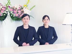 ▼こんな方歓迎です！
□⼈との会話が好き
□平⽇・⼟⽇祝のみで働きたい
□丁寧な接客を⾝に付けたい
□ブランクから復帰したい