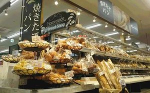 畑とつながる食品スーパー「長野県A・コープ」
"長野県産""地元産"にこだわった採れたての生鮮食品を扱っています♪