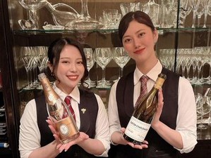 ＼過去の学生アルバイトの方は全員卒業まで勤務されました★／
社会人の方も両立して無理なく働いていただけます♪