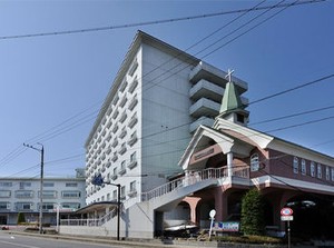 ＼* アナタらしく働ける！ *／
幅広い年代のスタッフが活躍★
だからこそ、「スタッフの働きやすさ」を大切にしています