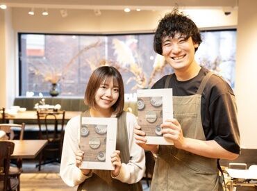 面接時の履歴書は不要！友達同士での応募もOK！
まずはお気軽にご応募くださいね♪