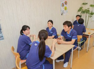 社会保険完備◎知識経験不要◎
20代・30代・40代・50代と幅広い年齢層が活躍中！