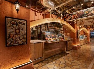 ★フリーター大歓迎★
飲食店が初めてという方も
副業として働きたいという方もOK！
充実の研修と教育制度でキャリアアップも◎