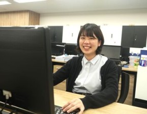 「電話応対経験がない…」
 そんな方も大歓迎です！ 
丁寧に研修とフォローをするので、
未経験からでもスキルが
身につきます♪