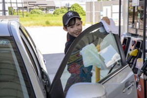 「車が好き！」の方におススメ！
車好きの仲間が多く働いているので打ちとけやすい♪