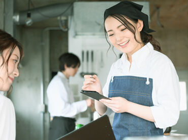 ＼働きやすい環境♪／
＊前払い制度あり
＊シフト提出2週間ごと
＊扶養内勤務OK
＊研修あり
※イメージ画像