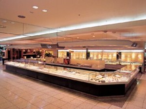 GW期間もお店は営業していますので、
連休中のご応募も大歓迎です♪
まずは気になることのお問い合わせだけでもOK！