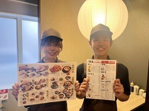 オープニングスタッフ追加募集中～！
大学生活躍中です♪
マニュアル＆研修もばっちりで安心スタート！