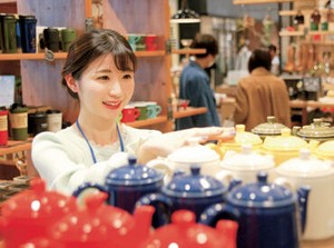 ★未経験歓迎★
お仕事は優しい先輩が丁寧にお教えします＾＾
