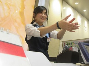 主婦（夫）さん・Wワーカーさん歓迎！
シフト融通抜群＆週1～OKで働きやすい♪
髪色・髪型自由！おしゃれしながら働けます☆