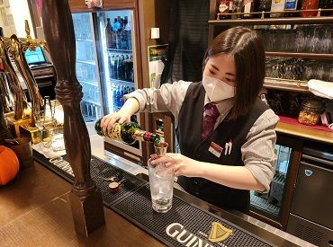 とにかくオシャレなお店で働きたい！
バイトで青春したい！
学校とバイトを両立したい！
そんな方には必見◎