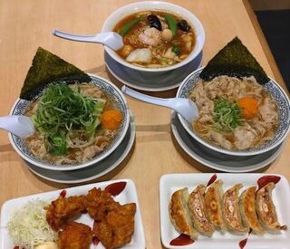 社割で全メニューが半額に！
お仕事終わりに当店のラーメンを是非♪
お財布にも優しく一石二鳥◎