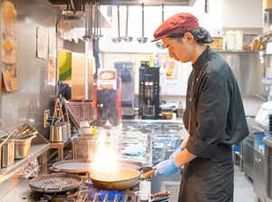 ＼イオンモール須坂店／
2025年秋オープン予定♪オープンまで時間があるから、じっくり準備できますよ◎
飲食未経験の方も歓迎★
