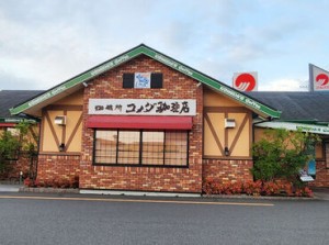 早朝から空いているので、
「午前中だけ短時間働く」なども叶う♪
幅広い働き方が叶うのがコメダ珈琲★