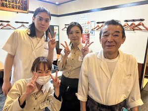 ≪STAFF大量募集中≫
NEW STAFFが続々と集合♪
オープニングのような感覚で始められます!!
既存STAFFの人間関係は【★★★】