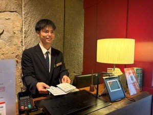 長く働いているスタッフも多く、
チームワーク良く、助け合いながら
日々業務を進めています★
ぜひ、一緒に頑張りましょう！