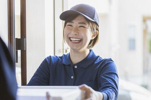 食材配達のお仕事★
30～50代の主婦さん活躍中！
未経験やブランクのある方も歓迎！

※イメージ画像