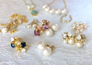 ﾟ*｡☆ NEWスタッフ募集 ☆。*ﾟ
ジュエリーブランドで働くチャンス♪
20～40代女性活躍中◎