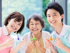 ≪温かい雰囲気の施設で働きやすい≫
資格に応じて給与もUP!!
資格取得支援制度の利用も可◎
※写真はイメージ