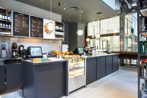 商品の説明など"食"を通じて
お客さまとお話しする機会もたくさん♪
『話すことが好き』そんな方にオススメです＊