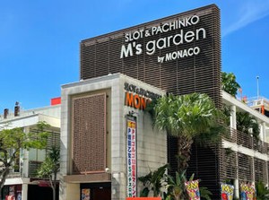 ＼パチンコの知識は一切不要！／
景品補充や清掃など
裏方のお仕事がメインです◎
誰でも気軽に始められます♪