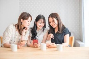 経験ゼロからのスタート。
“不安”を“自信”に変える場所★
第二新卒・フリーター歓迎！成長できる仕事、あります