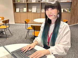 髪色・髪型・ネイル・ピアス自由！
あなたらしく働ける環境をご用意♪
