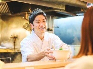 行列のできる超人気店！
スタッフ同士のフォロー体制もばっちり◎