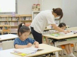 ＼子供が好きな方歓迎／
子供たちの接し方から基礎研修も
しっかりとあるので、初めての方
やブランクある方もご安心ください♪