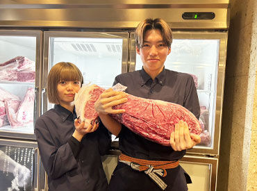 福岡の牧場直送の精肉★
当店で提供するお肉は、社長のお父さんの牧場で育てた厳選黒毛和牛です♪